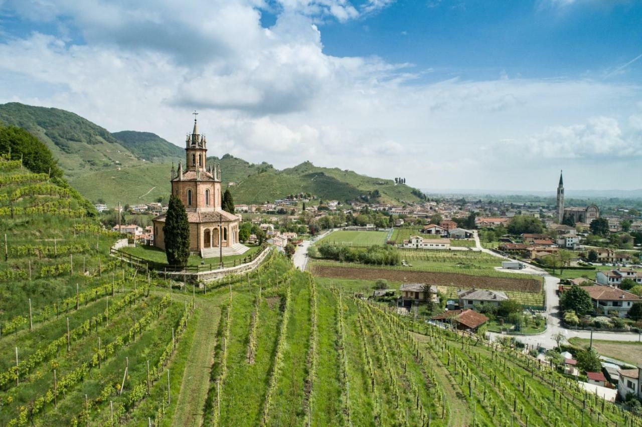 Oasi di pace nel sito UNESCO del Prosecco DOCG Farra di Soligo Esterno foto